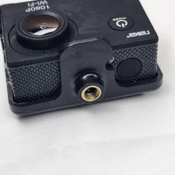 Naxa  NDC-407 1080p Camera Witha Small Mount Cover - Picture 5 of 8